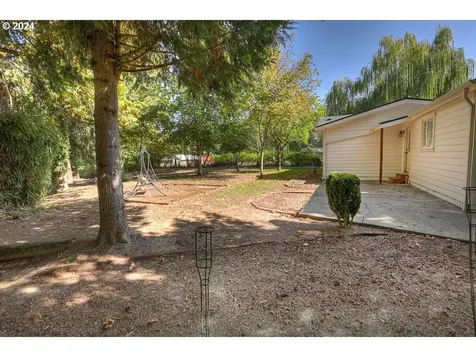 13933 S Graves Road Mulino OR 97042
