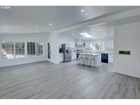 13933 S Graves Road Mulino OR 97042