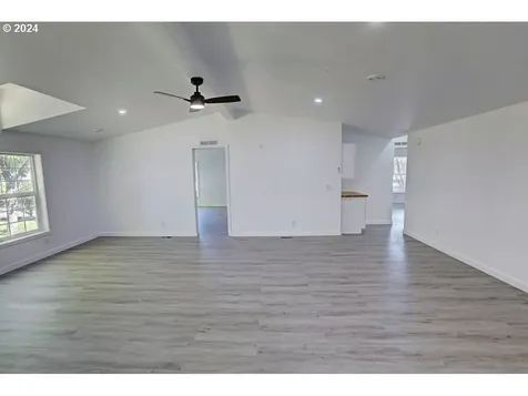 13933 S Graves Road Mulino OR 97042