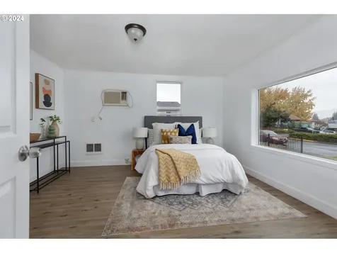 716 E 12th Street The Dalles OR 97058