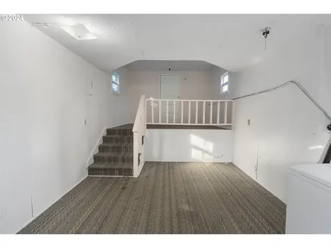 1916 E 10th Street The Dalles OR 97058