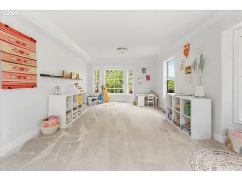 6844 SW 55th Avenue Portland OR 97219