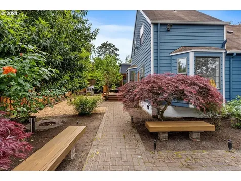 6844 SW 55th Avenue Portland OR 97219