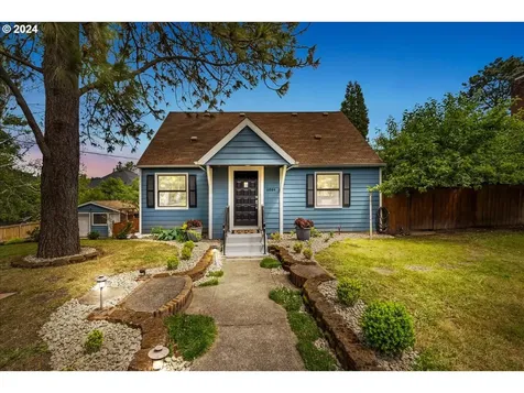 6844 SW 55th Avenue Portland OR 97219