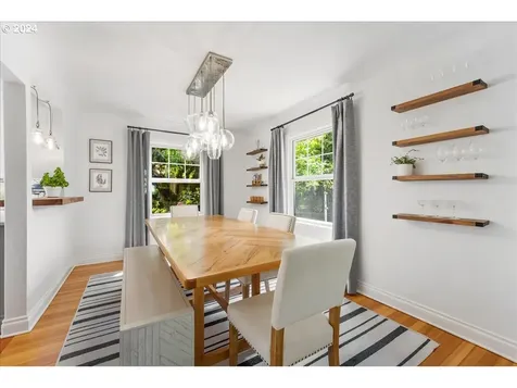 6844 SW 55th Avenue Portland OR 97219