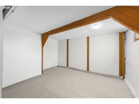 1218 W 19th Street Vancouver WA 98660