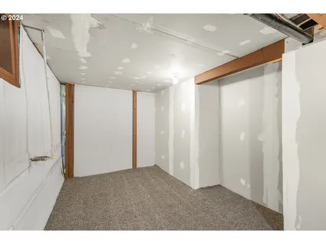 1218 W 19th Street Vancouver WA 98660