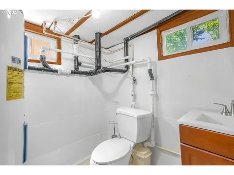 1218 W 19th Street Vancouver WA 98660