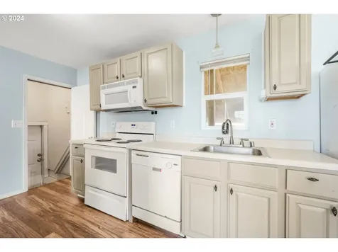 1218 W 19th Street Vancouver WA 98660