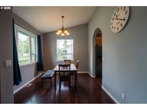 4120 45th Avenue NE Salem OR 97305