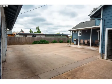 4120 45th Avenue NE Salem OR 97305