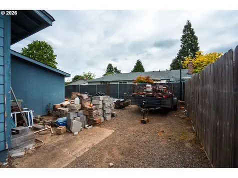 4120 45th Avenue NE Salem OR 97305