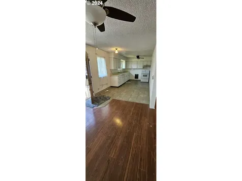 288 24th Avenue Longview WA 98632