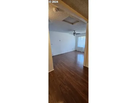 288 24th Avenue Longview WA 98632