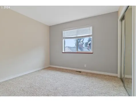 1933 SW Coast Avenue Lincoln City OR 97367