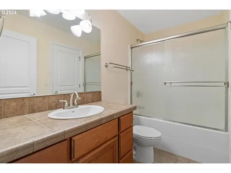 1933 SW Coast Avenue Lincoln City OR 97367