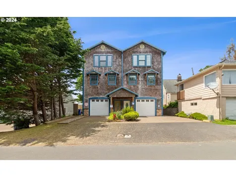 1933 SW Coast Avenue Lincoln City OR 97367