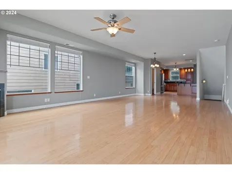 1933 SW Coast Avenue Lincoln City OR 97367