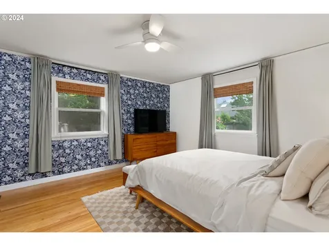 125 W 37th Street Vancouver WA 98660