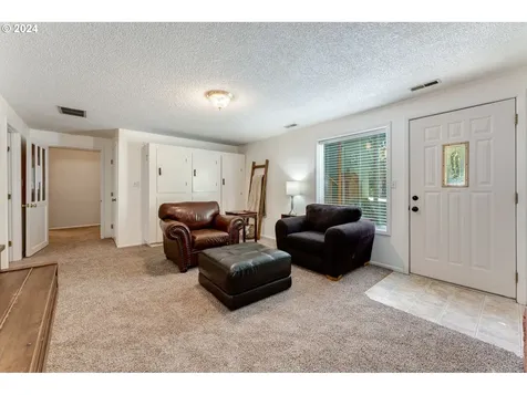 726 Se Villard Street Mcminnville OR 97128