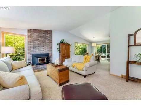 726 Se Villard Street Mcminnville OR 97128