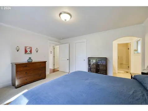 766 S 47th Place Springfield OR 97478