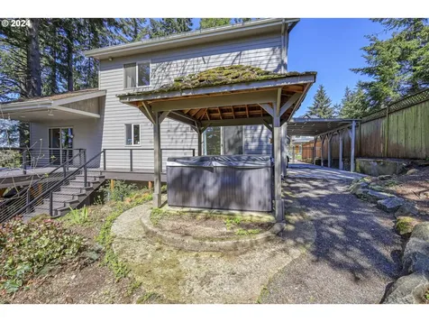 766 S 47th Place Springfield OR 97478