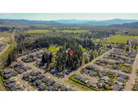 766 S 47th Place Springfield OR 97478