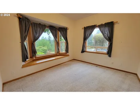 32633 Glaisyer Hill Road Cottage Grove OR 97424