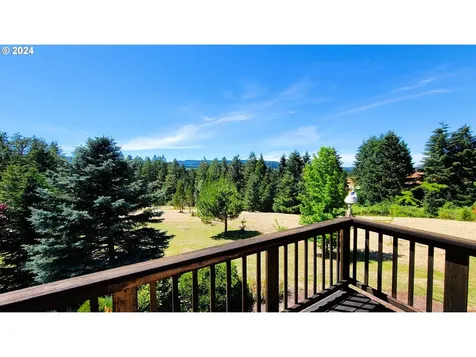 32633 Glaisyer Hill Road Cottage Grove OR 97424