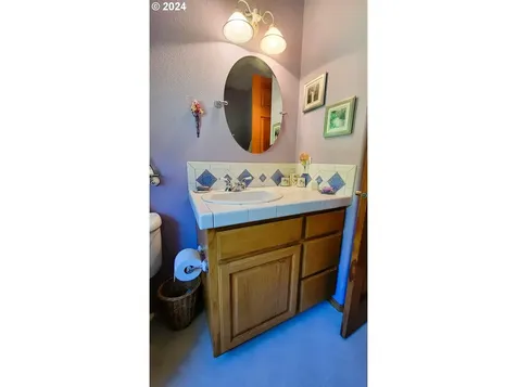 32633 Glaisyer Hill Road Cottage Grove OR 97424