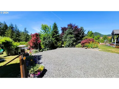 32633 Glaisyer Hill Road Cottage Grove OR 97424