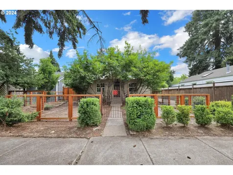 1378 W 11th Avenue Eugene OR 97402