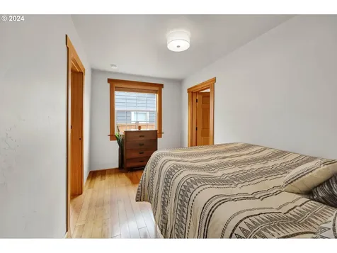 1378 W 11th Avenue Eugene OR 97402