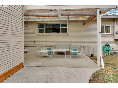 1378 W 11th Avenue Eugene OR 97402