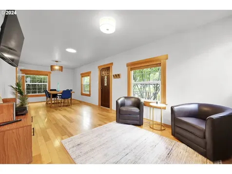 1378 W 11th Avenue Eugene OR 97402