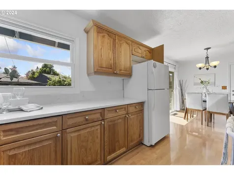 9222 N Fortune Avenue Portland OR 97203