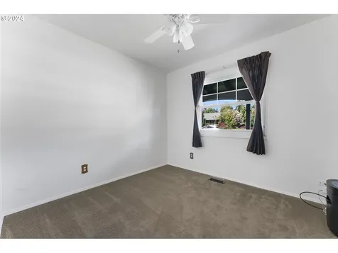 9222 N Fortune Avenue Portland OR 97203