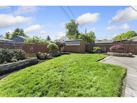 9222 N Fortune Avenue Portland OR 97203