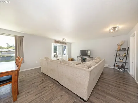 875 Missouri Avenue Vernonia OR 97064