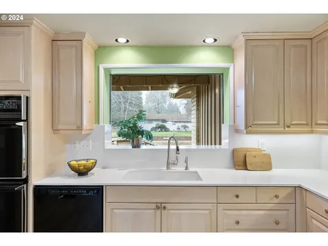 2255 Rocky Lane Eugene OR 97401