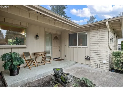 2255 Rocky Lane Eugene OR 97401
