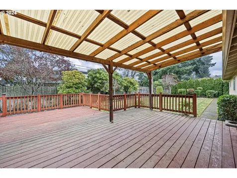 2255 Rocky Lane Eugene OR 97401