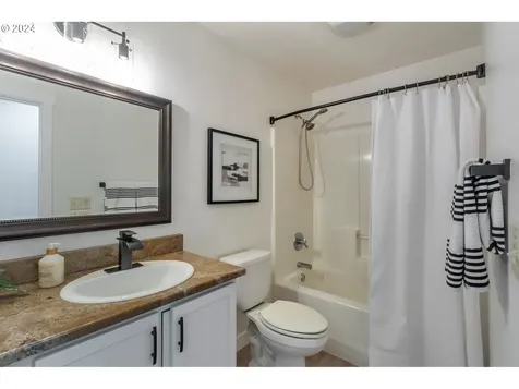914 6th Avenue Vernonia OR 97064