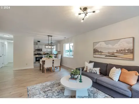 914 6th Avenue Vernonia OR 97064