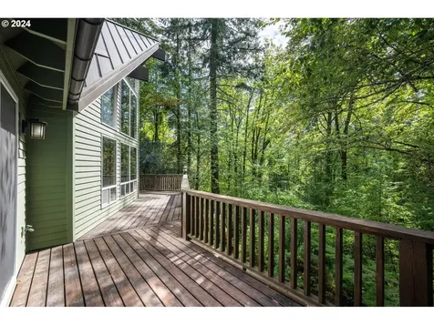 1111 NW 53rd Drive Portland OR 97210
