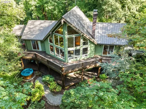 1111 NW 53rd Drive Portland OR 97210