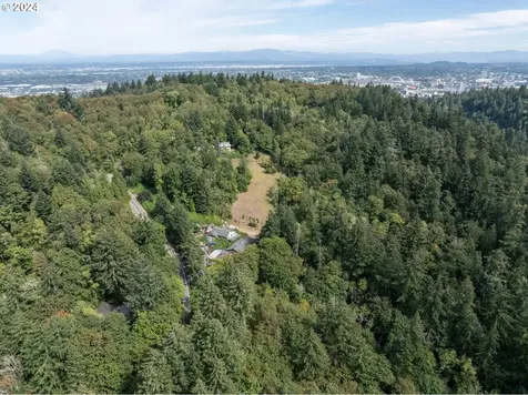 1111 NW 53rd Drive Portland OR 97210