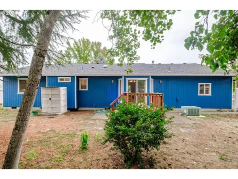 22 N 5th Street Lebanon OR 97355