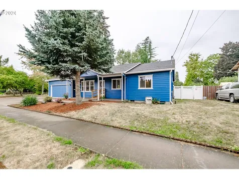 22 N 5th Street Lebanon OR 97355